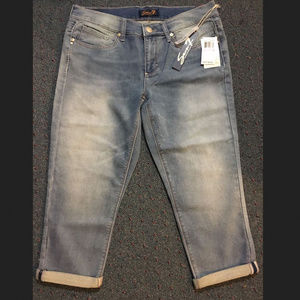 New Women's Seven 7 Cropped "Girlfriend" Jeans